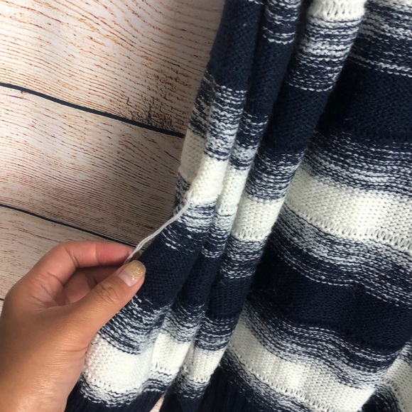 Stripe sweater - Picture 3 of 6